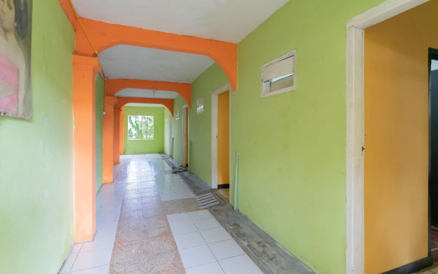 RedDoorz @ Nantampukmas Sidikalang