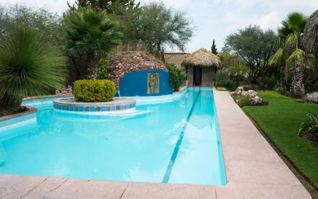 Nirvana Restaurant And Retreat