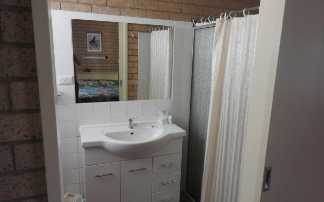 Lone Pine Motel - Corowa