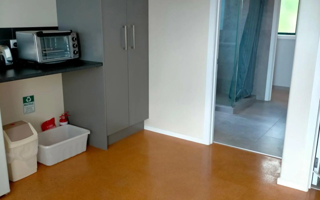 Cosy Nights - modern, self-contained with parking