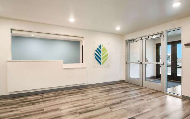 WoodSpring Suites Portland Vancouver