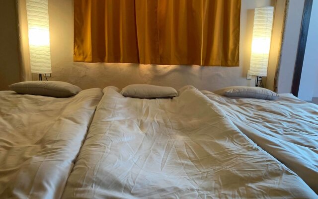 777 Takamatsu Guest House