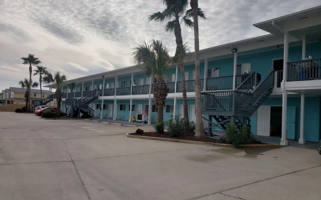 Mariner Inn and Suites