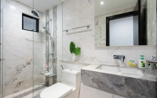 Luxury D1 Mension Condotel