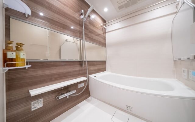 Grandouce Higashi-Shinsaibashi