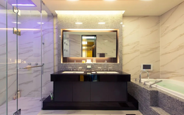 LCT Residence