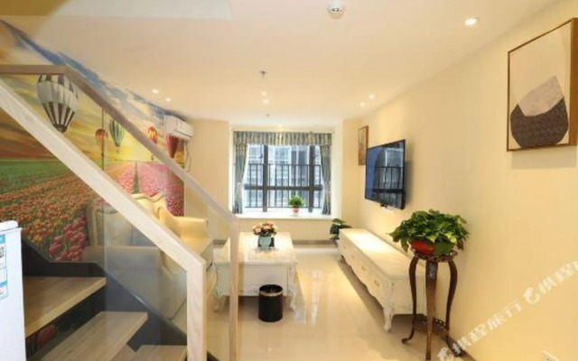 Star Tour Apartment Hotel (Zhaoqing Agile Plaza Store)