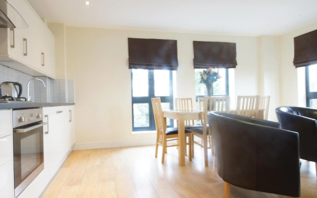 Lodge Drive Apartments