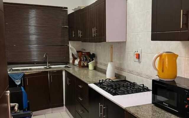 Amazing luxury 2 bedroom apartment VI