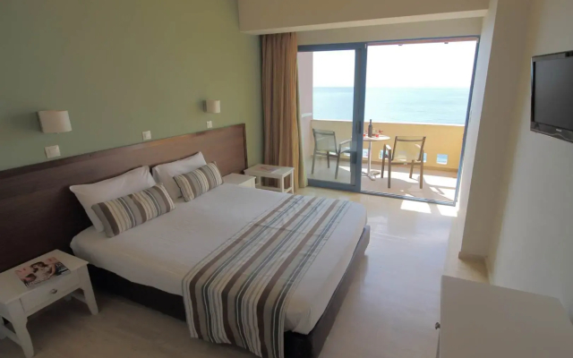 Horizon Beach Hotel