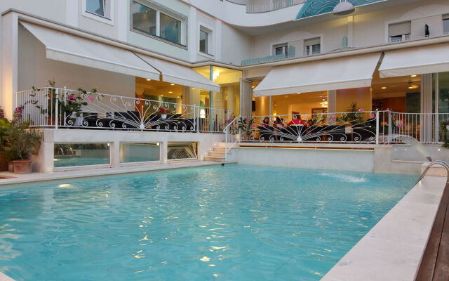 Luxor Beach Boutique Hotel Cattolica
