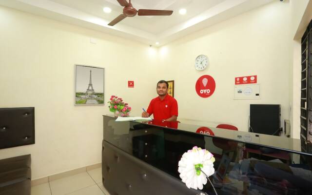 OYO 10320 Sophiya Suites