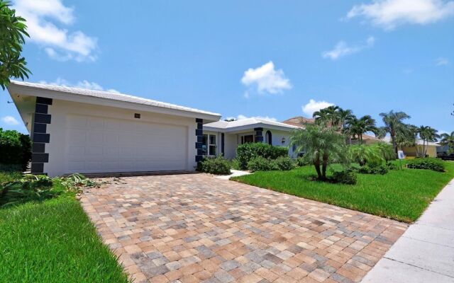 Inviting Waterfront Home With Western Exposure