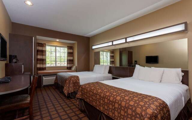 Microtel Inn & Suites by Wyndham Columbia/At Fort Jackson