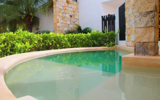 Corcomoran Luxury Beachfront house