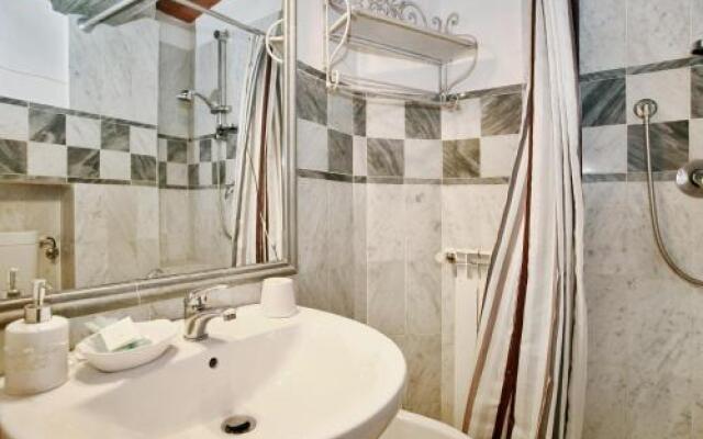 Gina Guest House