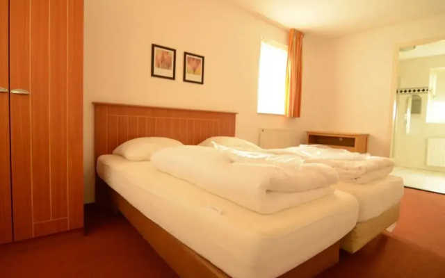 Luxurious holiday villa at lovely location in Zeewolde, Flevoland