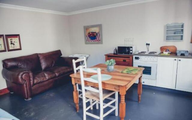 Station House Simondium