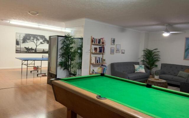 Burleigh Gardens North Hi-Rise Holiday Apartments