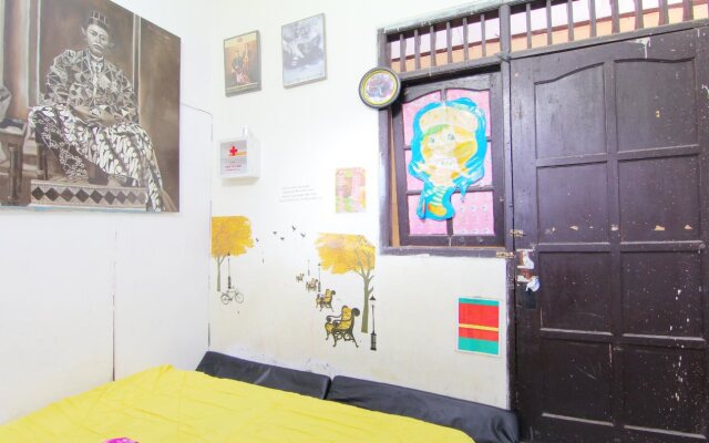 D'Angkring Wisma Sarjana
