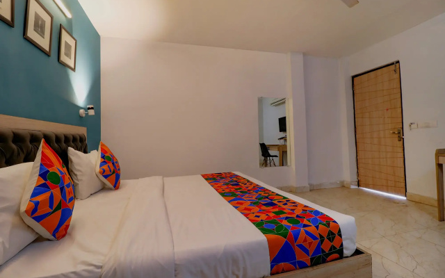 FabHotel Royal Inn