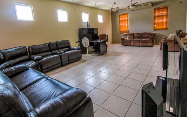 Caguas 4 Bedroom Vacation Villa