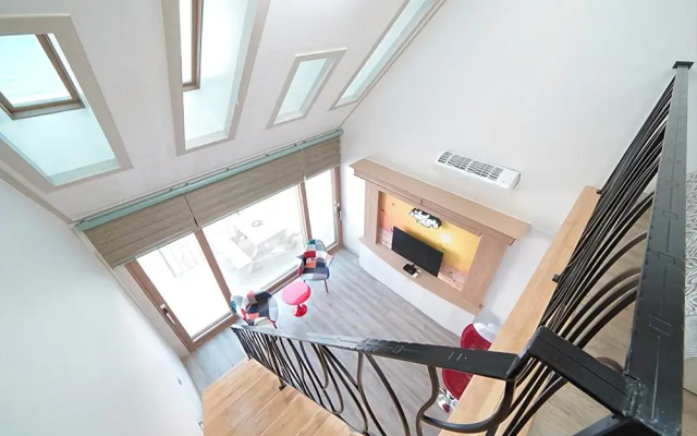 Yeongdeok Etermo Pension