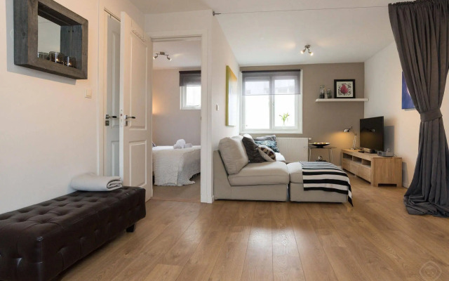 Nieuwezijds Apartments
