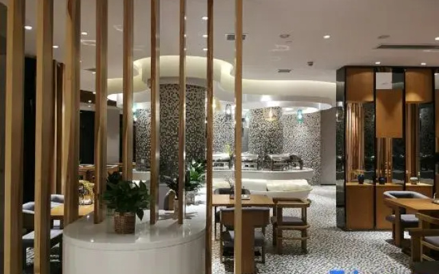Qinlu Boutique Hotel