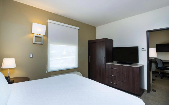 Homewood Suites by Hilton Queretaro, Mexico