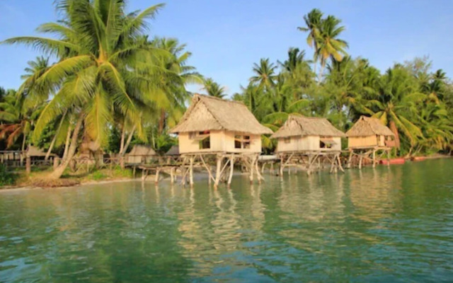 Terau Beach Bungalow