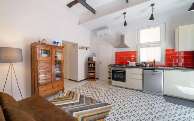 Design Apartment with Terrace Next Toledo Metro Stop