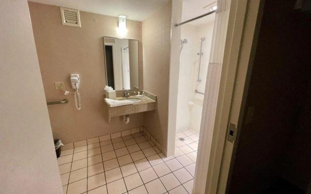 Comfort Inn Randolph - Boston