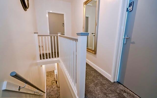 Newhall Lodge