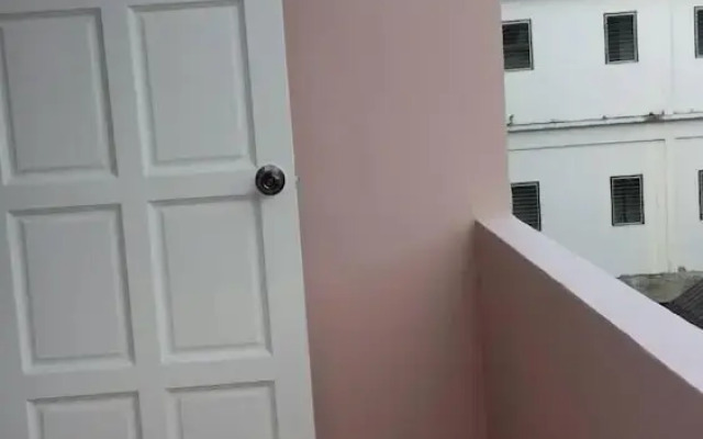 Sairee Center Guesthouse