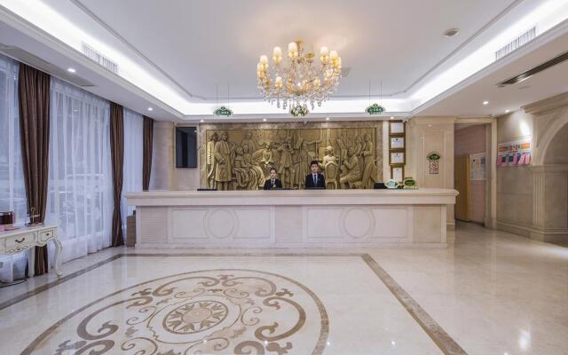 Vienna Hotel Nanning Qingxiu Mountain
