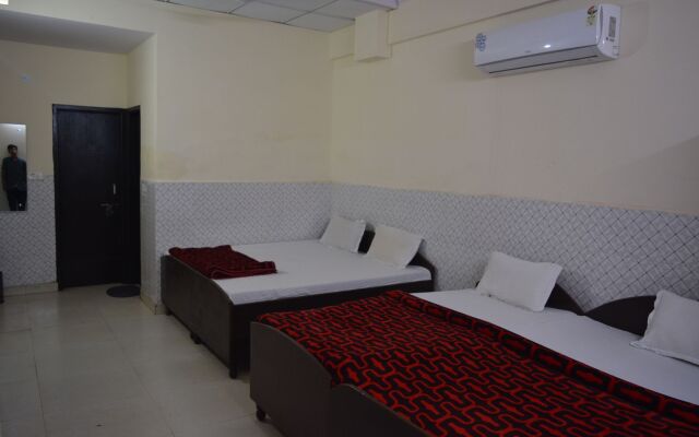 Shubham Hotel