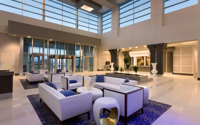 Embassy Suites by Hilton Kansas City Olathe