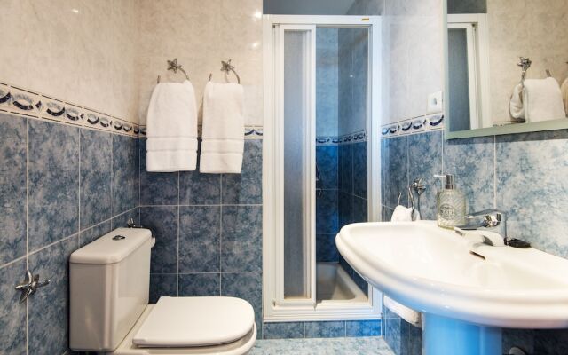 RentAndHomes Carvajal Playa