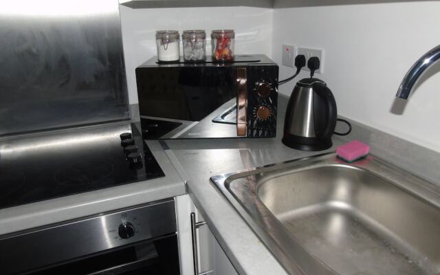 Captivating 1-bedroom Apartment in Bolton