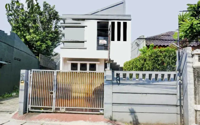OYO 90438 Mampang 34 Residence