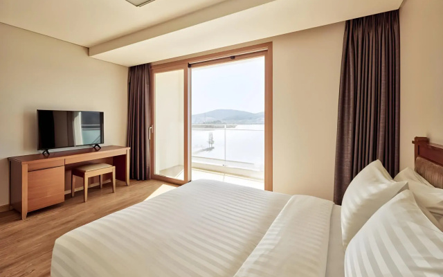 Sono Hotel