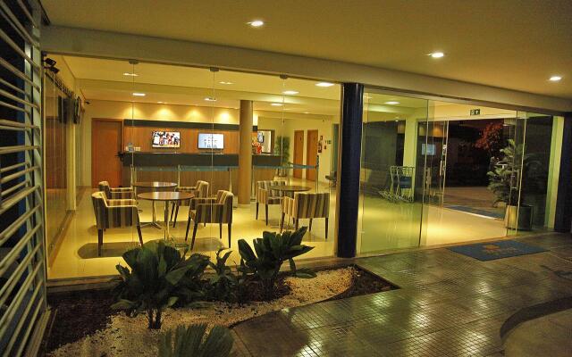 Bernal Hotel Econômico