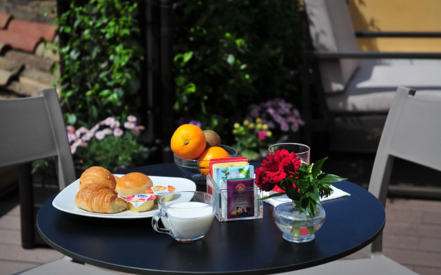 Piccola Navona Roof Garden