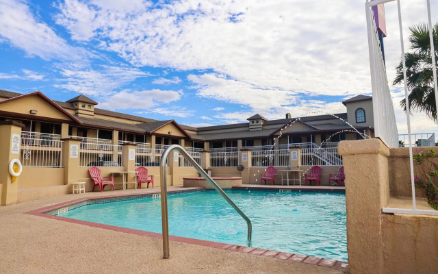 OYO Hotel McAllen Airport South