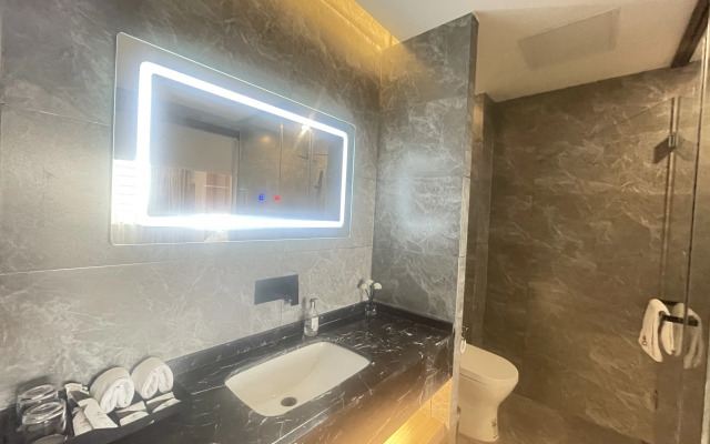 Miya Hotel ( Xiangyang Wuzhou International)