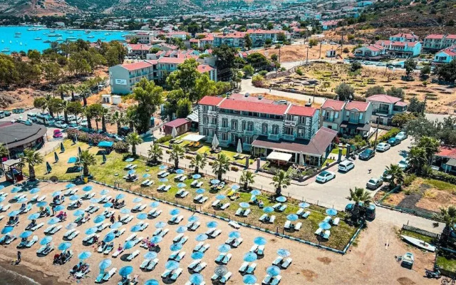 Navalia Otel