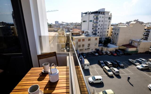 Apollon Citycentre Studio 501B