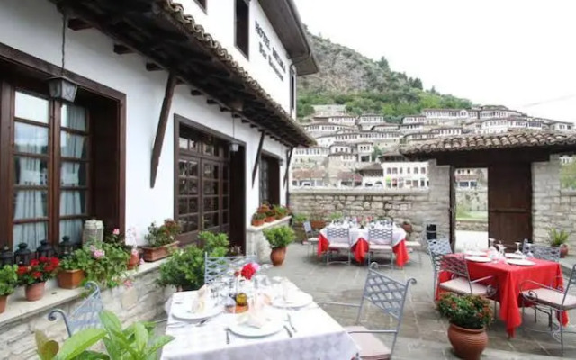 Boutique Hotel Muzaka (Historic Center)