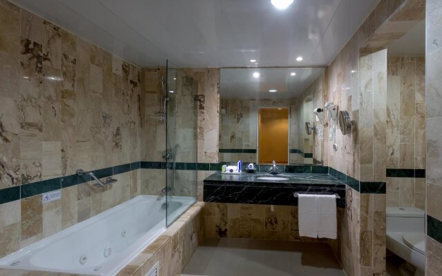 Eurostars Grand Cayacoa